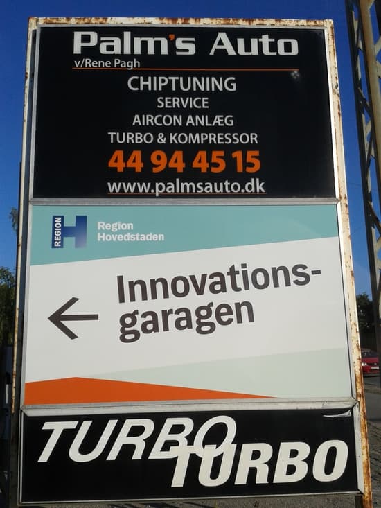 Signpost at Skovlunde Byvej